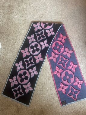 Louis Vuitton Pink and Black Monogram Floral Scarf